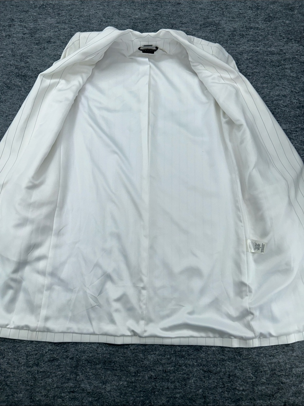 Alice & Olivia Kylie Shawl Collar Pinstripe Blazer XS White City Chic Work - Picture 7 of 14